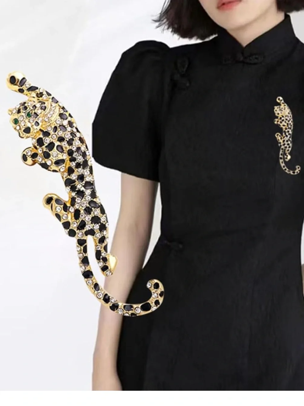 Leopard Brooch with Black Spots and Green Eyes